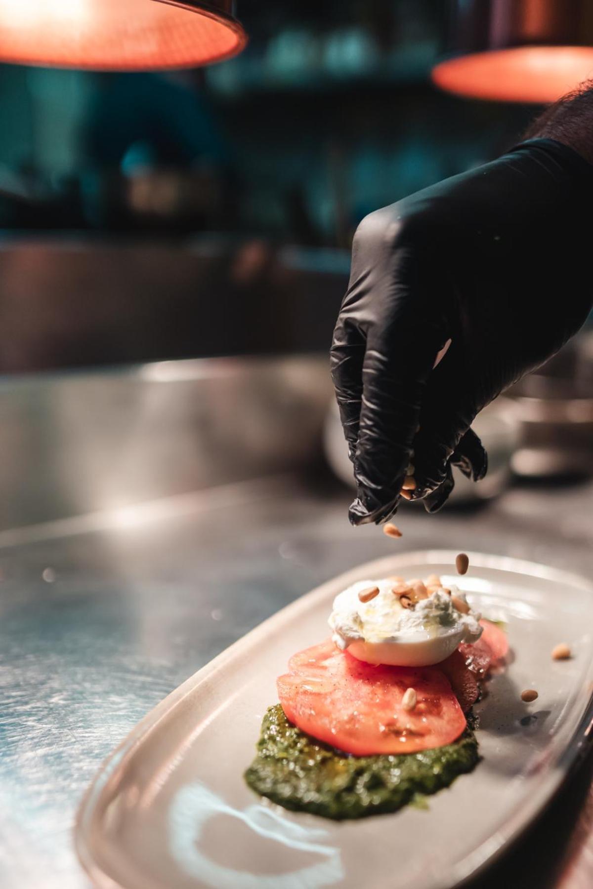 Hotel Alpensonne - Panoramazimmer & Restaurant アローザ エクステリア 写真