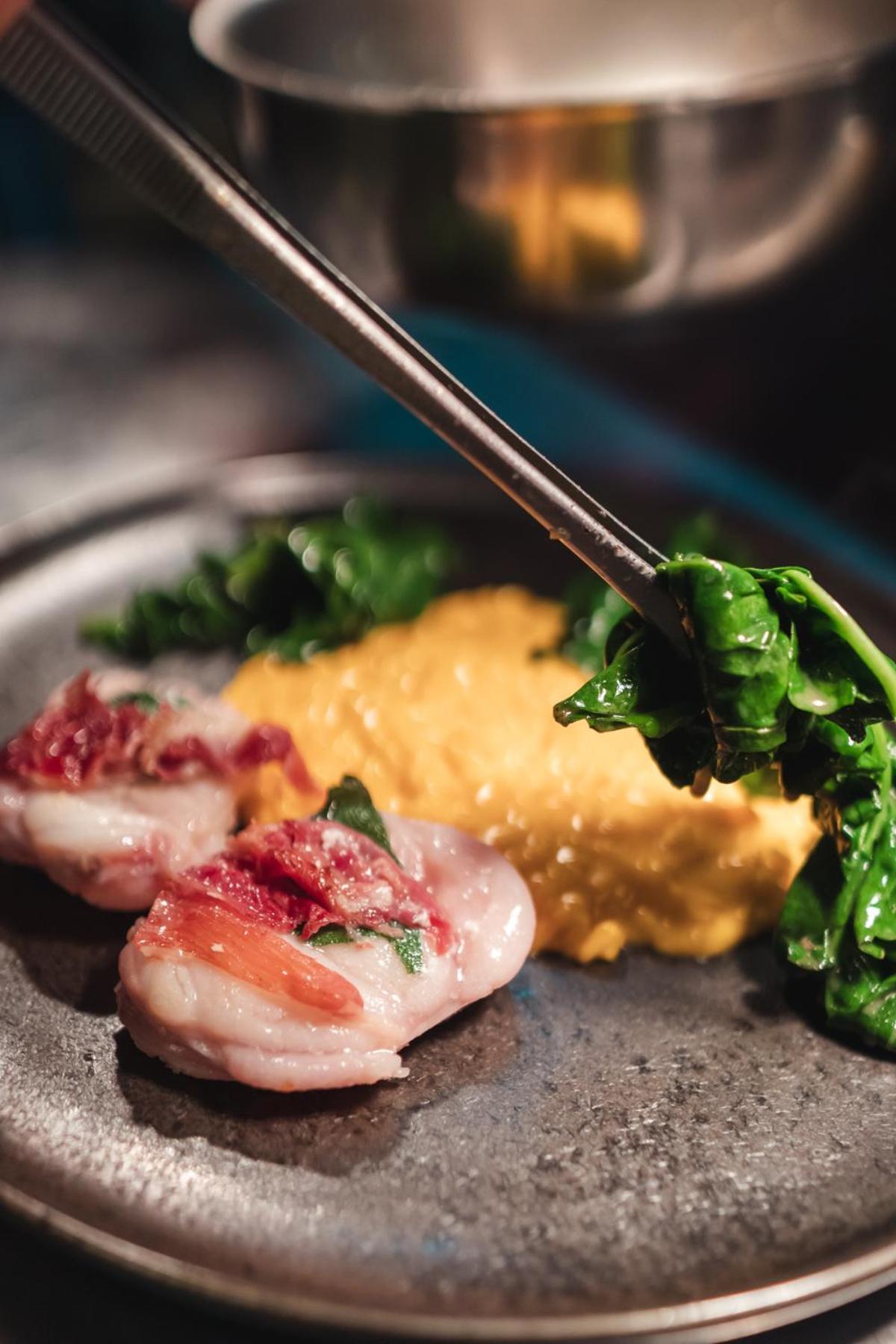 Hotel Alpensonne - Panoramazimmer & Restaurant アローザ エクステリア 写真